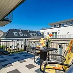 Elaine, App 23 Westerland